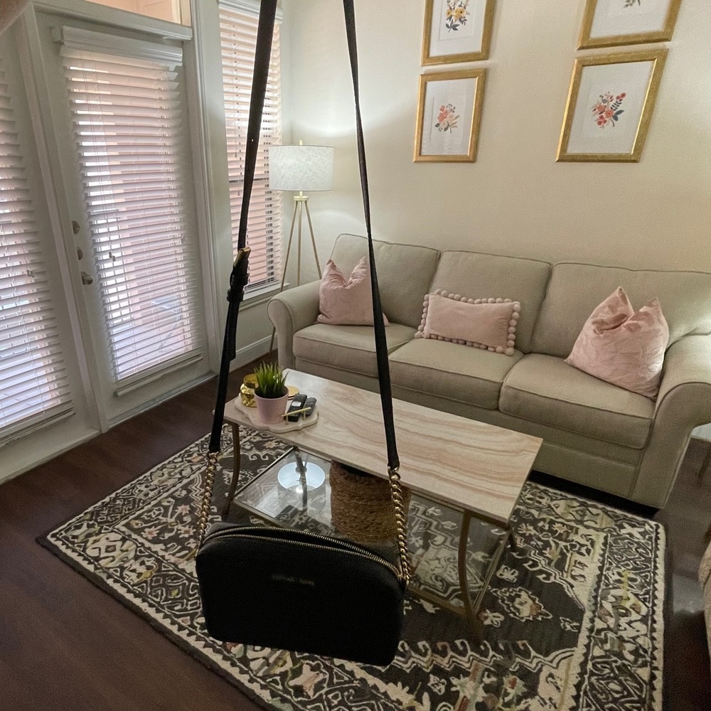 Michael Kors Jet Set Large Crossbody Bag